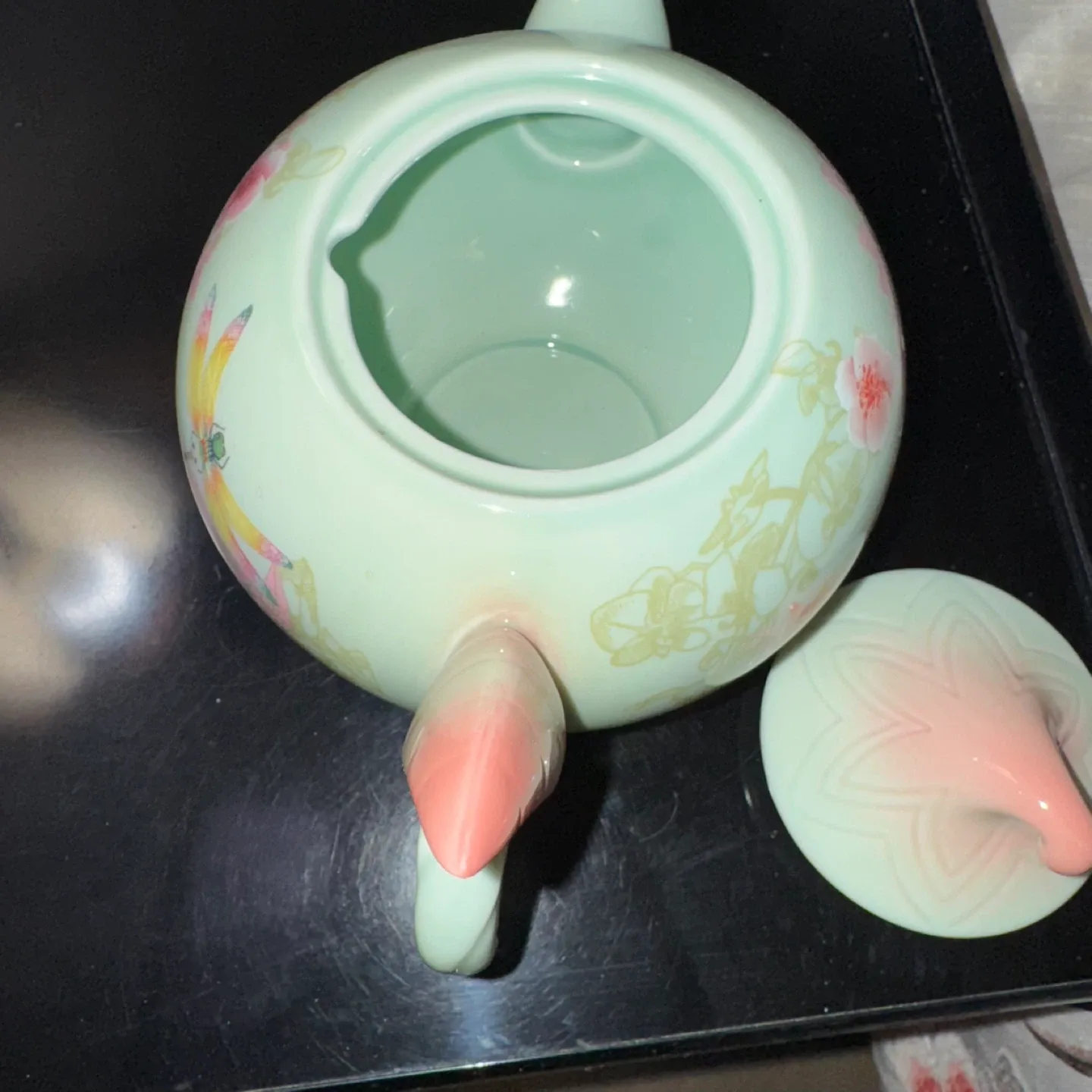 Floral Teapot - Unique Design image indicator(3)