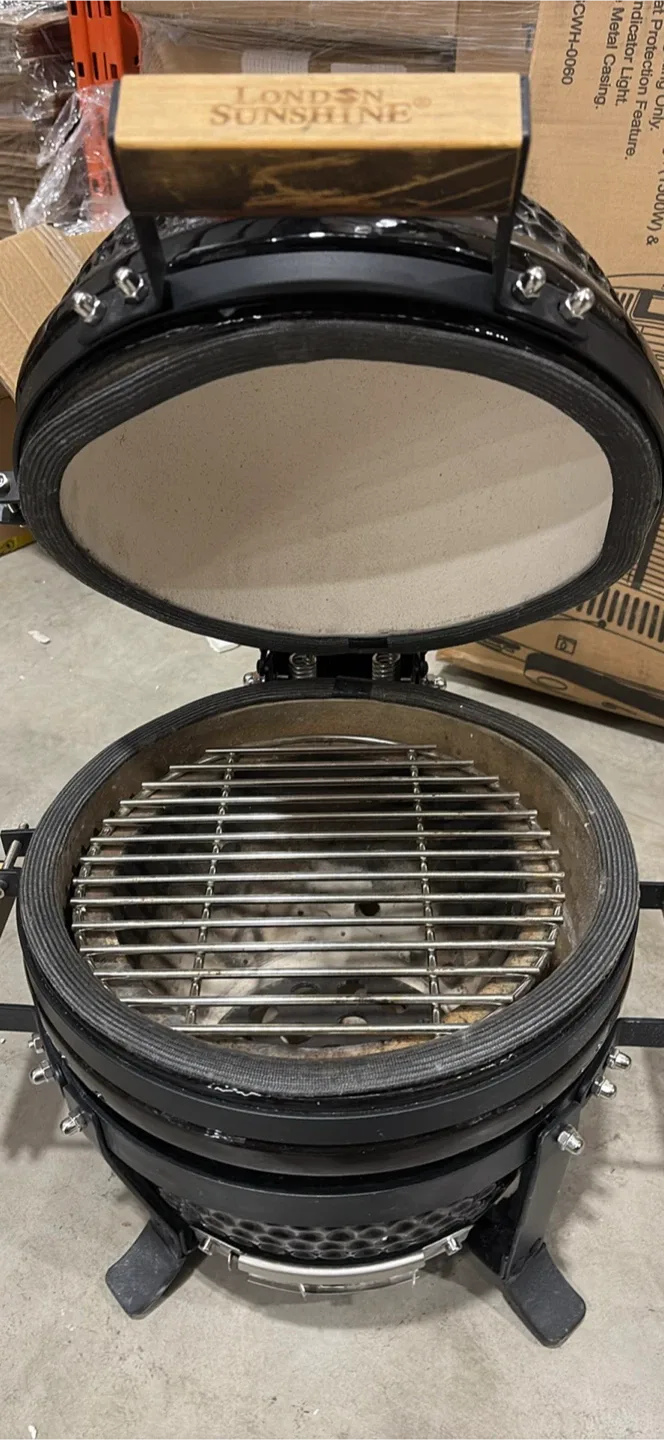 London Sunshine Used Kamado Grill image indicator(2)