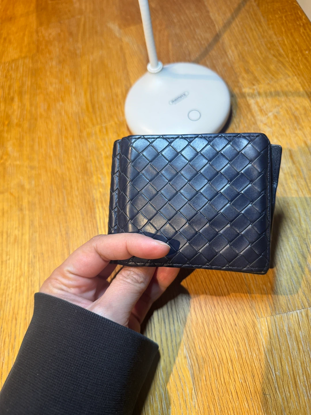Bottega Veneta Intrecciato Leather money clip navy color