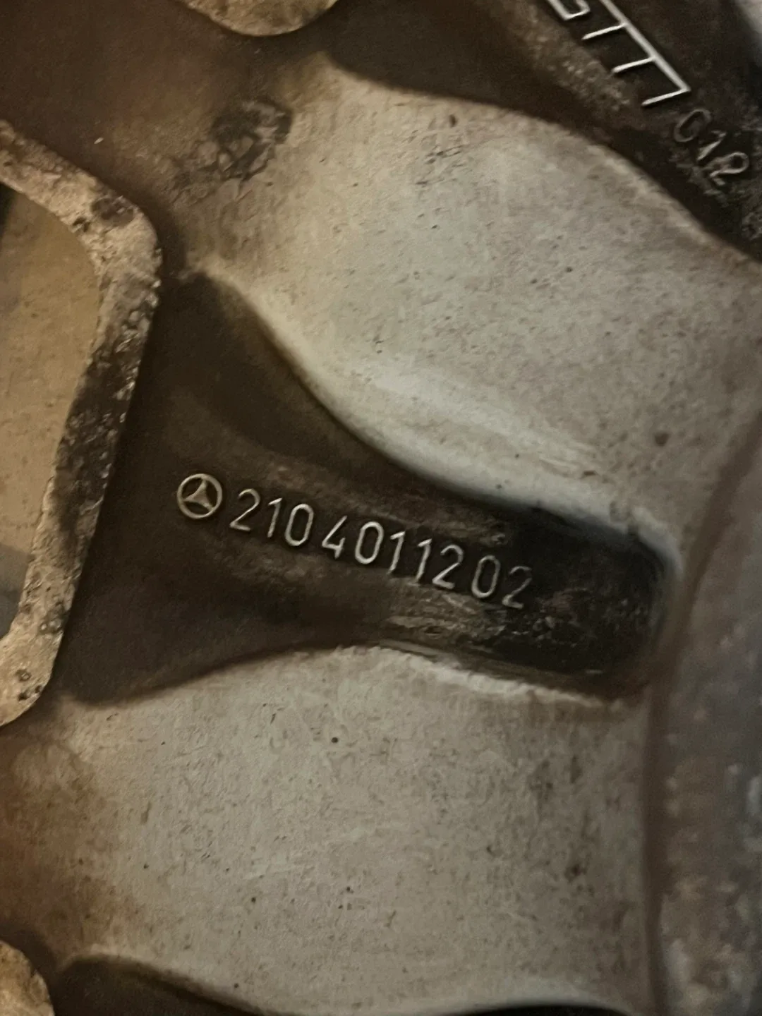 Mercedes 16 inch rims image indicator(5)