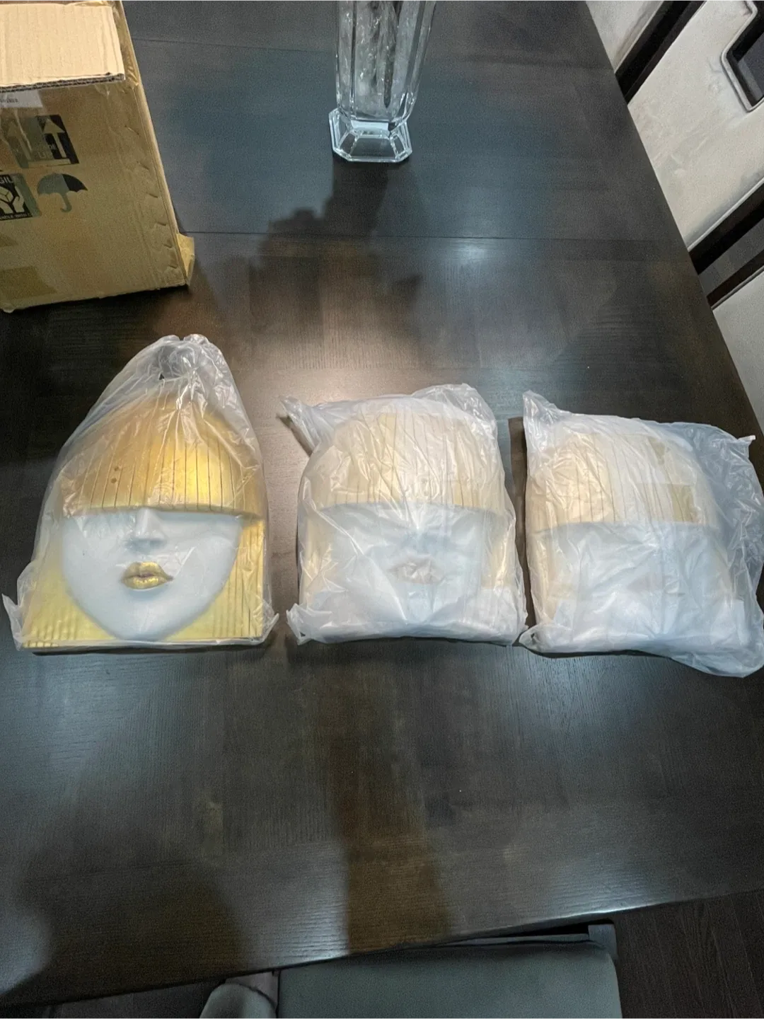 Gold & White Face Wall Decor Set of 3 image indicator(6)