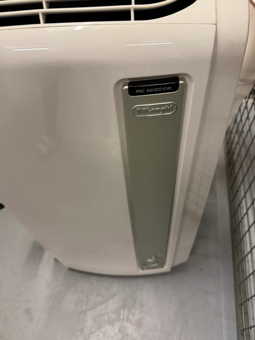 DeLonghi PAC AN120 EW Portable Air Conditioner image indicator(3)