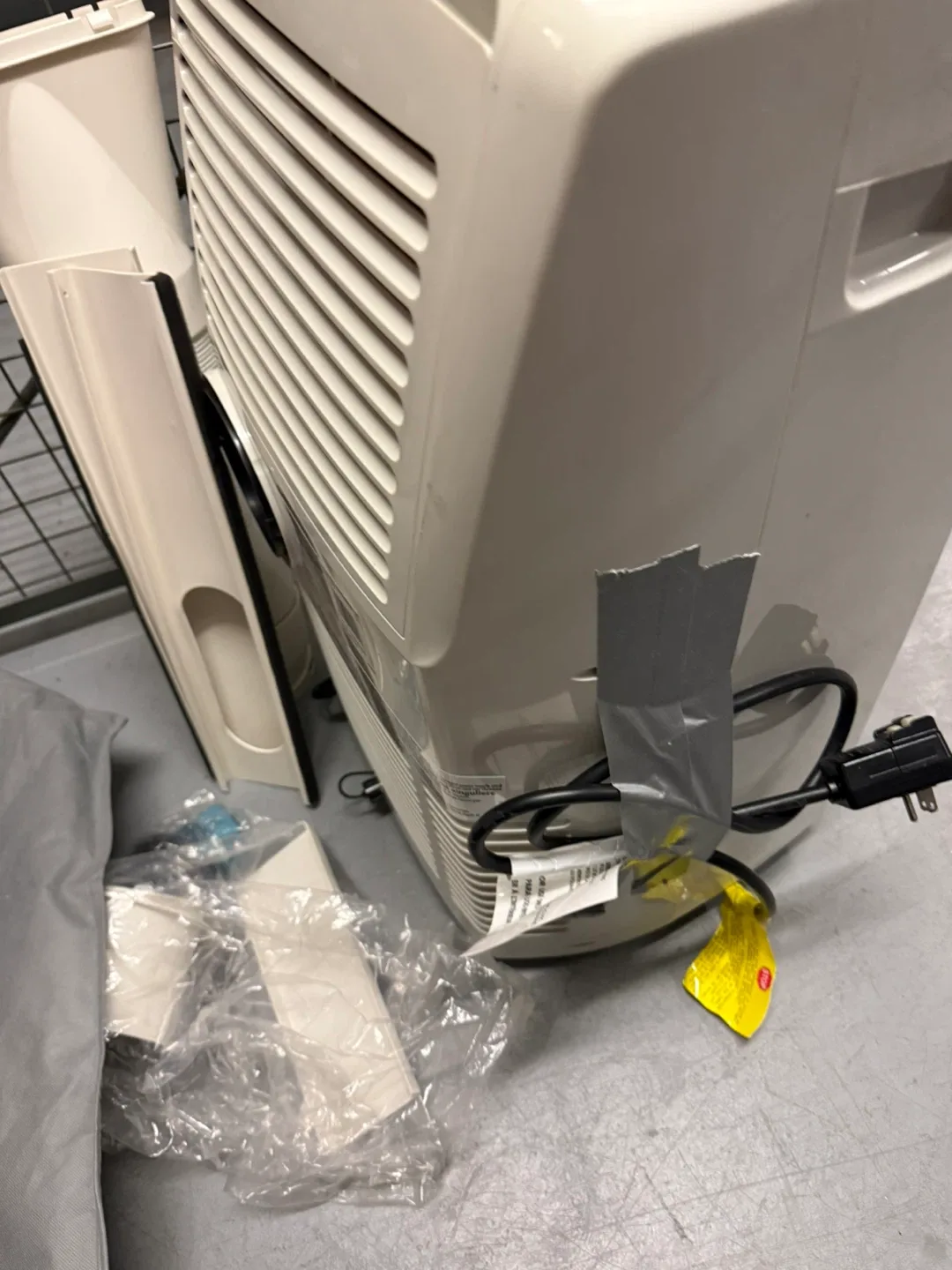 DeLonghi PAC AN120 EW Portable Air Conditioner image indicator(6)