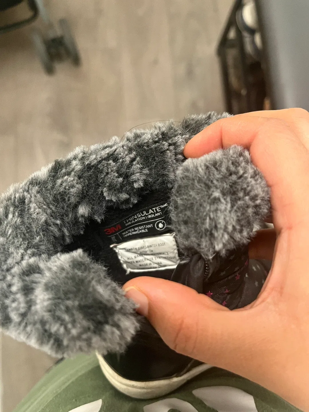 Thinsulate Winter Boots - Size 5 image indicator(5)