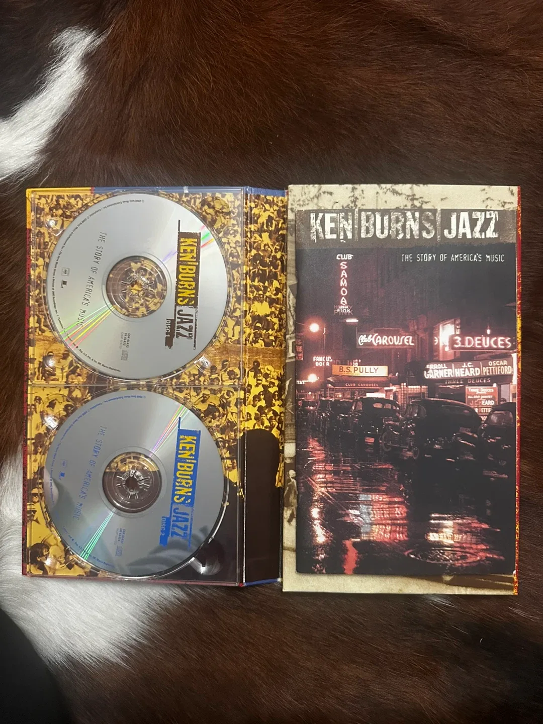 Ken Burns Jazz: The Story of America's Music (5-CD Set) image indicator(2)