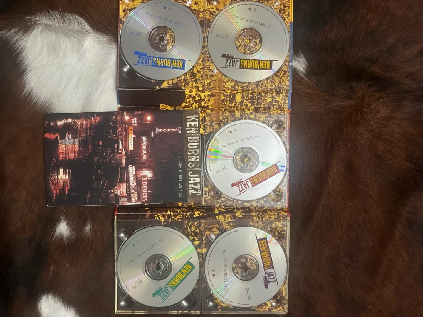 Ken Burns Jazz: The Story of America's Music (5-CD Set) image indicator(3)