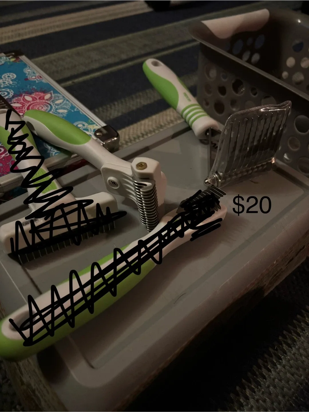 Andis Deshedding brushes