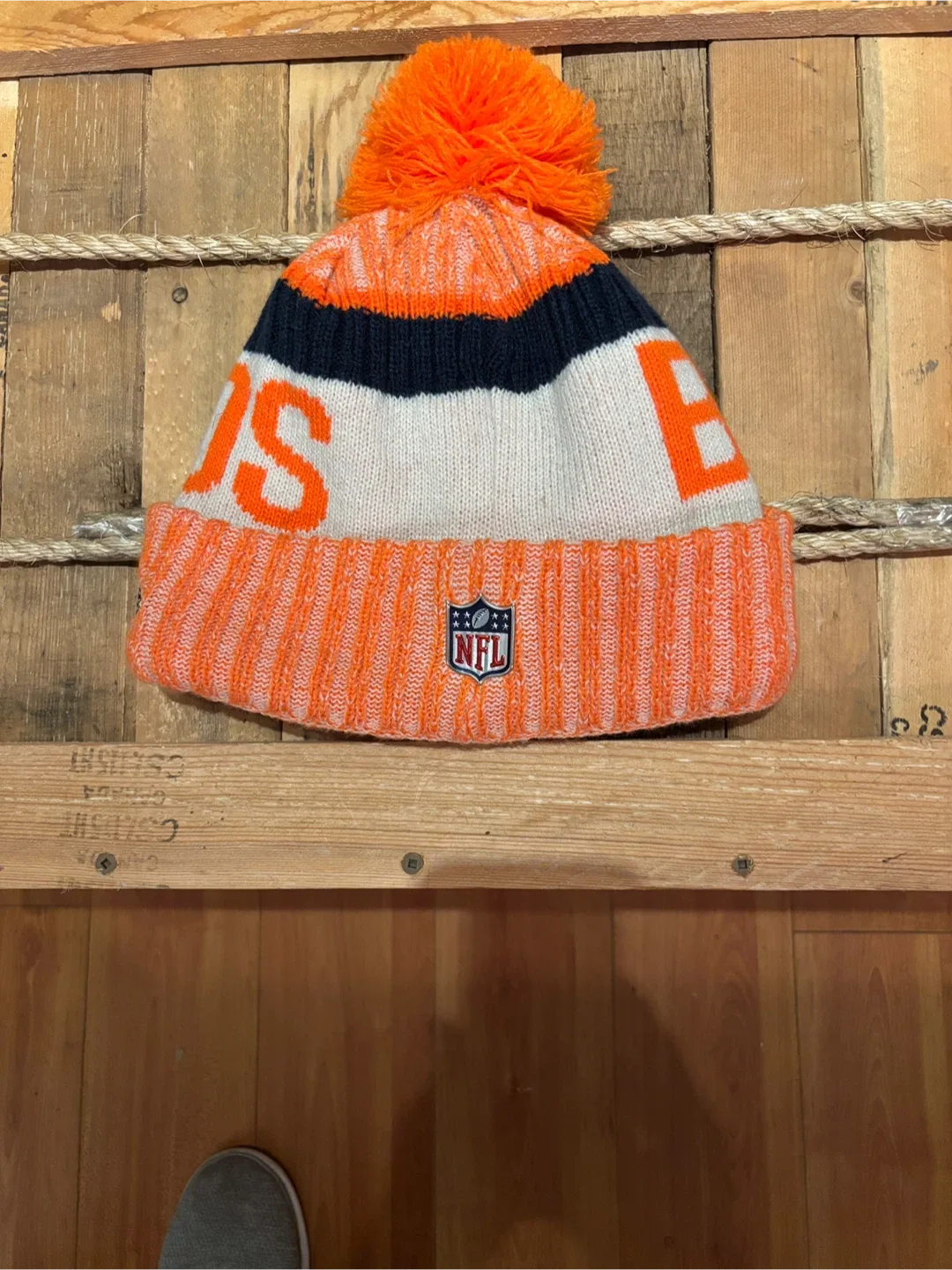 🏈 🧡New Era Denver Broncos Toque One Size 💙 🩶 image indicator(4)