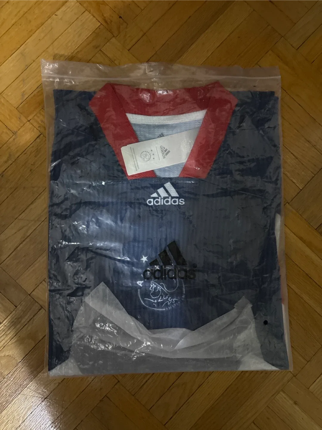 Adidas Ajax 2023/24 Away Jersey image indicator(3)