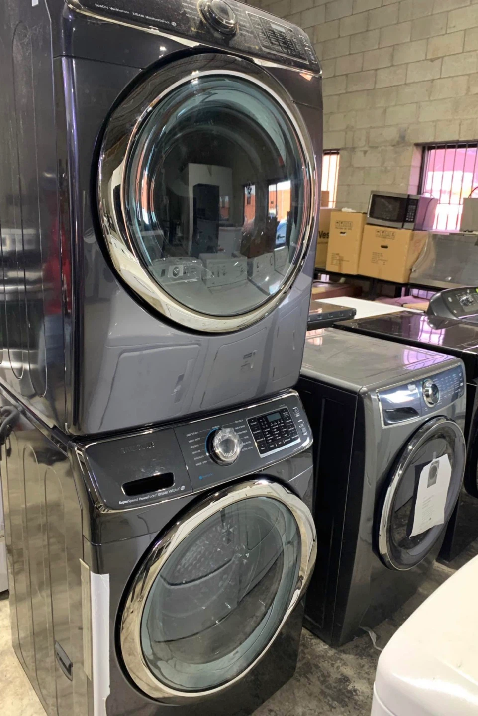 Samsung FlexWash/FlexDry Washer/Dryer Set only 635/-