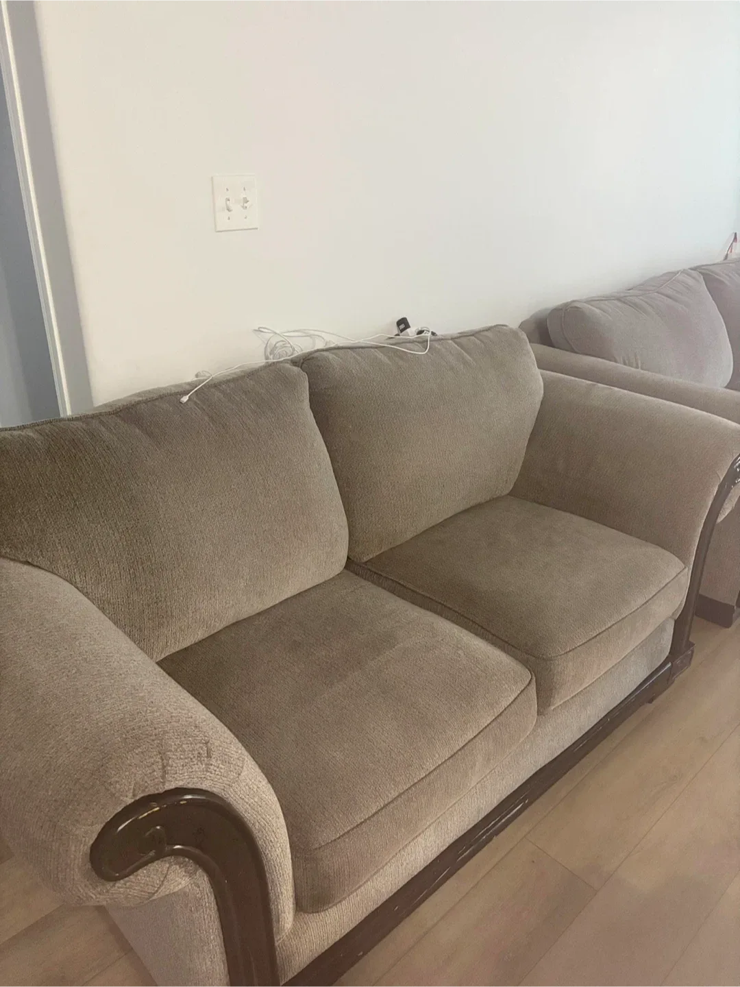 Selling three living room sofa sets in good used condition: image indicator(4)