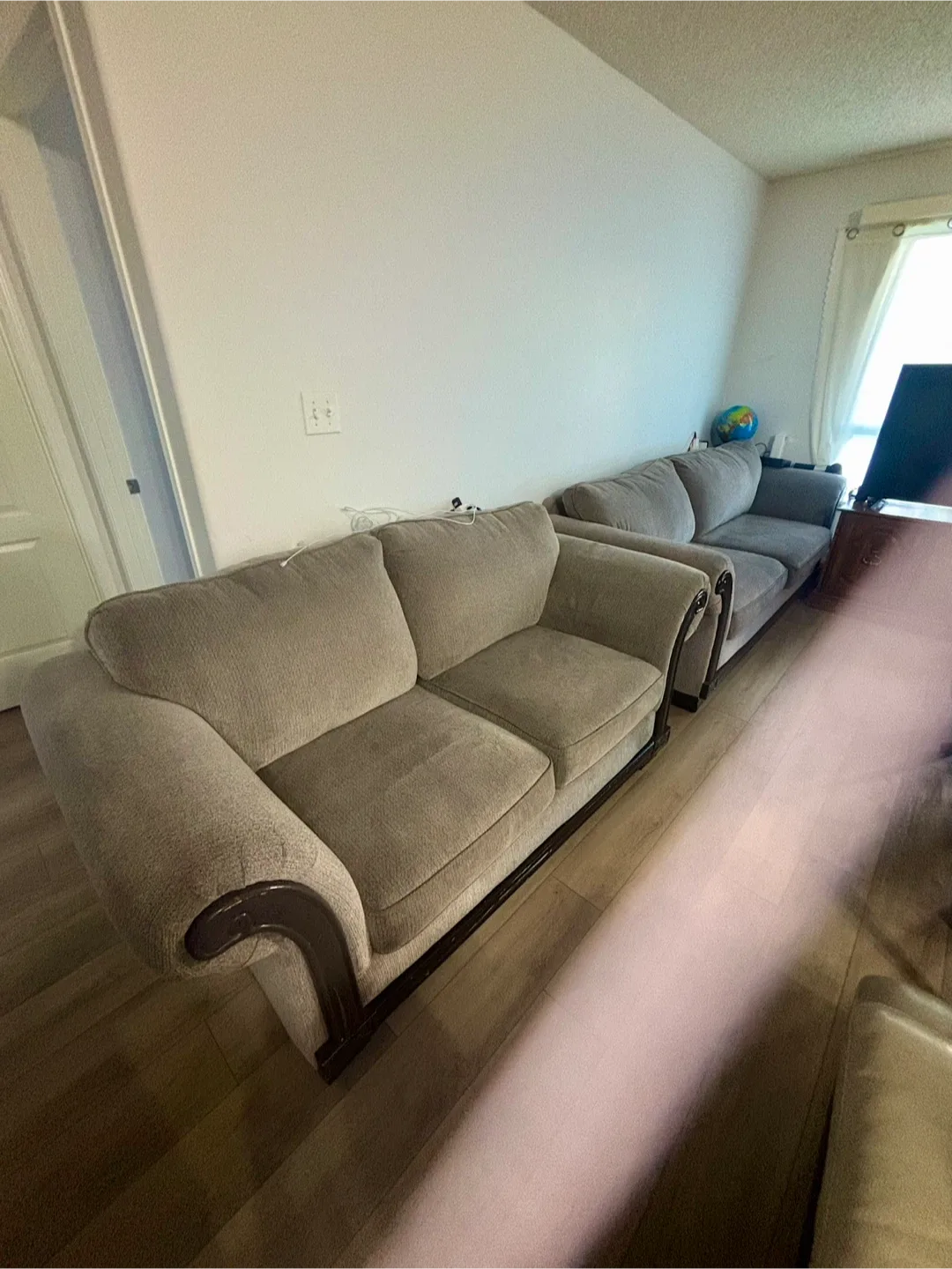 Selling three living room sofa sets in good used condition: image indicator(3)