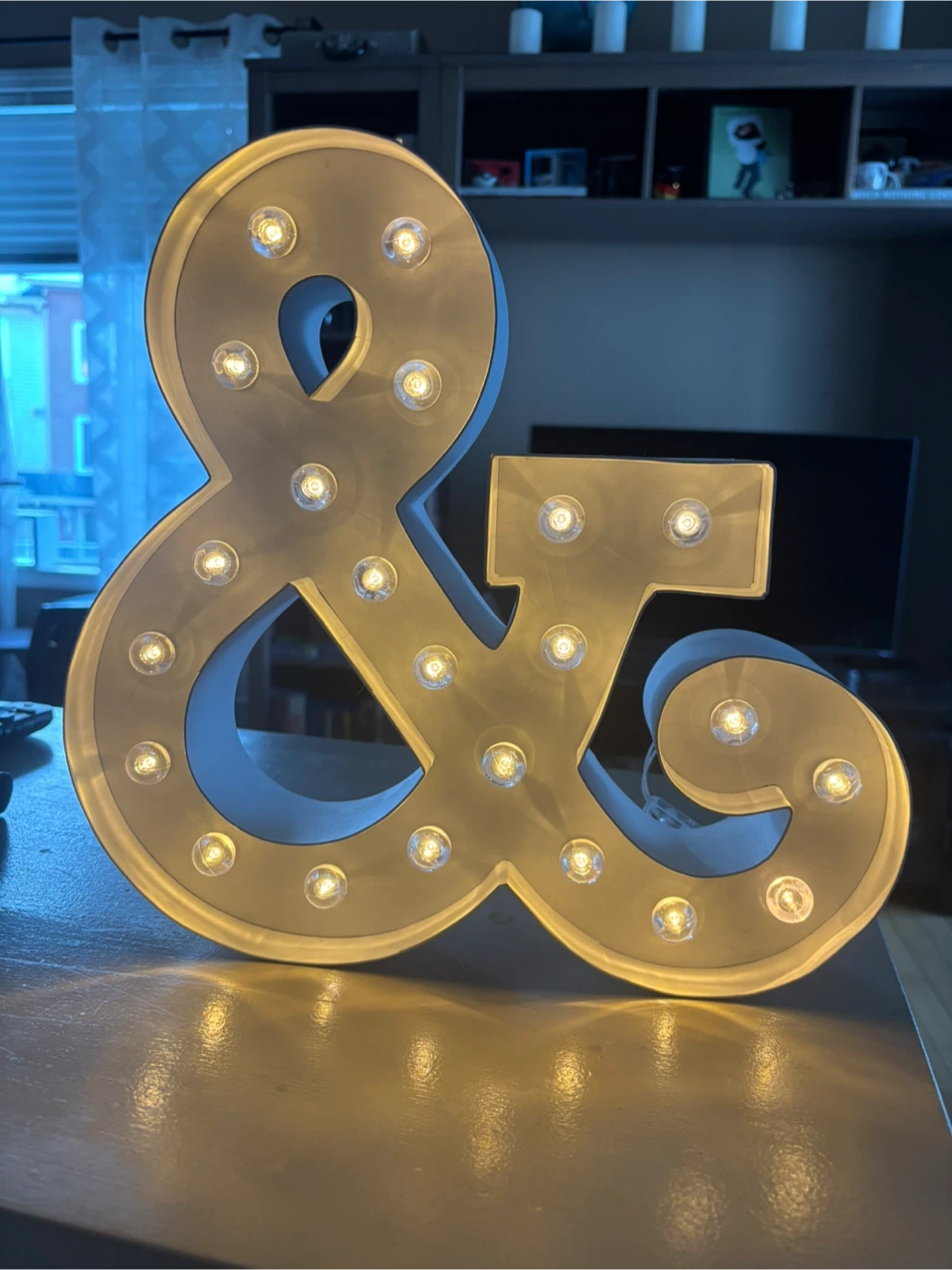 Light Up Ampersand (&) Sign