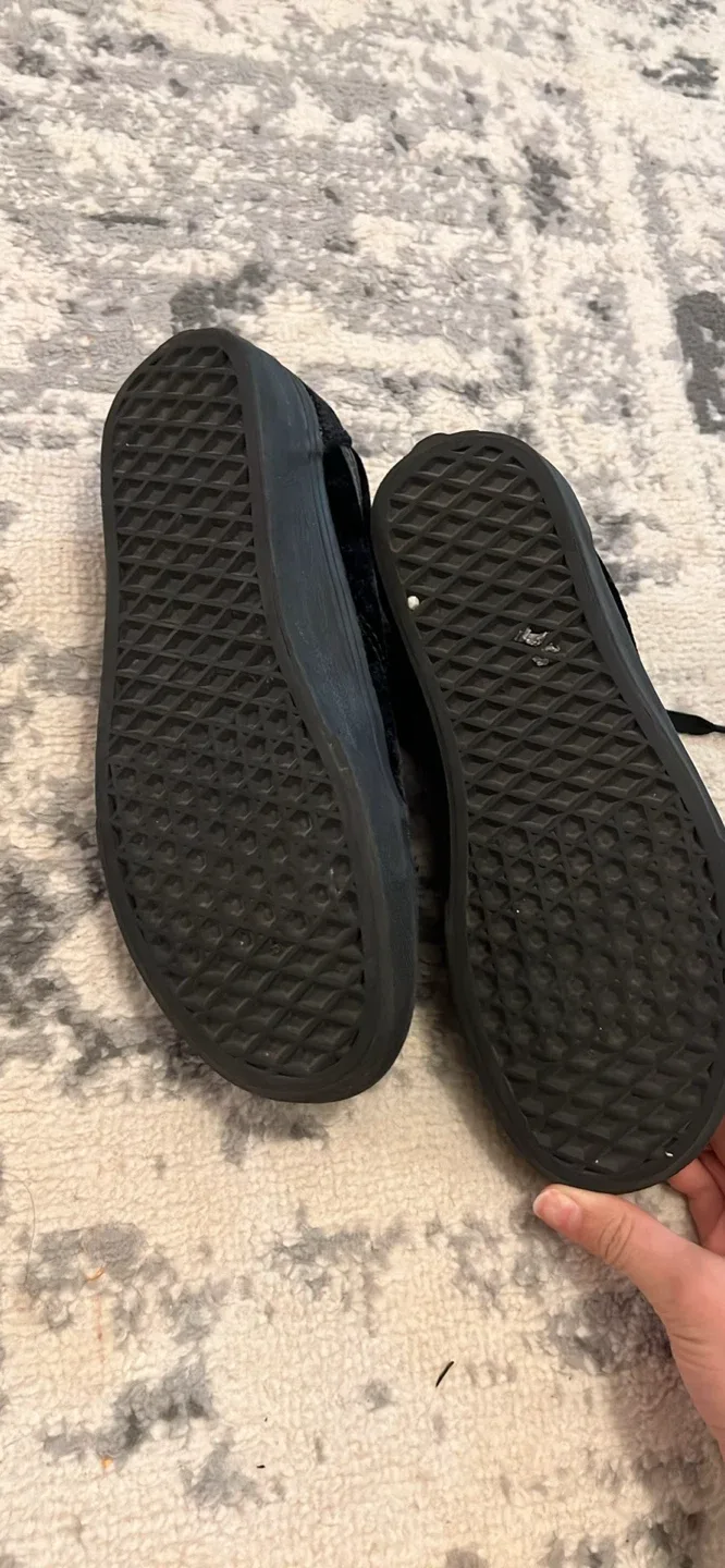 Vans Old Skool Black Velvet Shoes - Women's 7.5 image indicator(4)