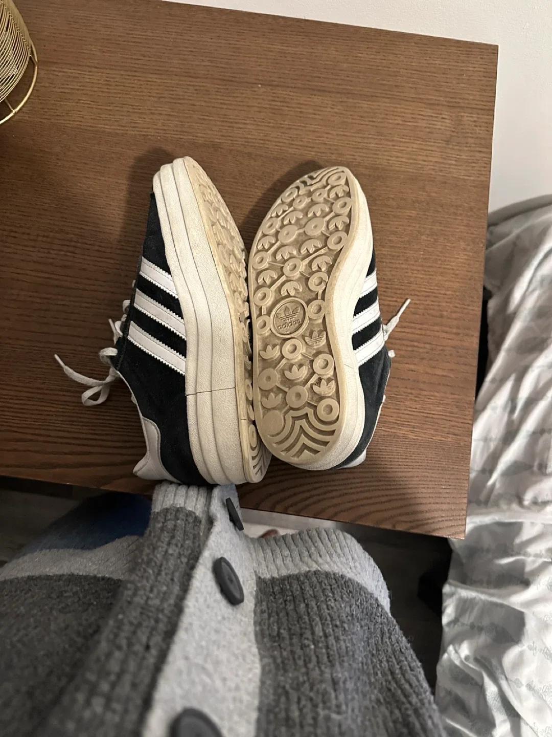 Adidas Gazelle Black & White Sneakers image indicator(5)