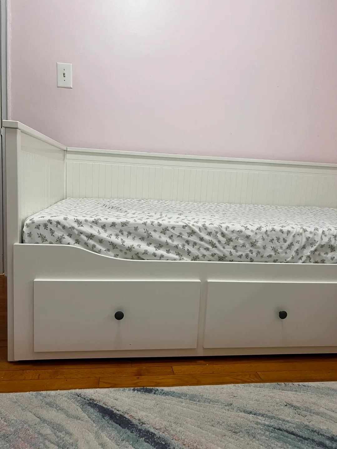 IKEA Hemnes Daybed Frame w/ 3 Drawers - White image indicator(5)