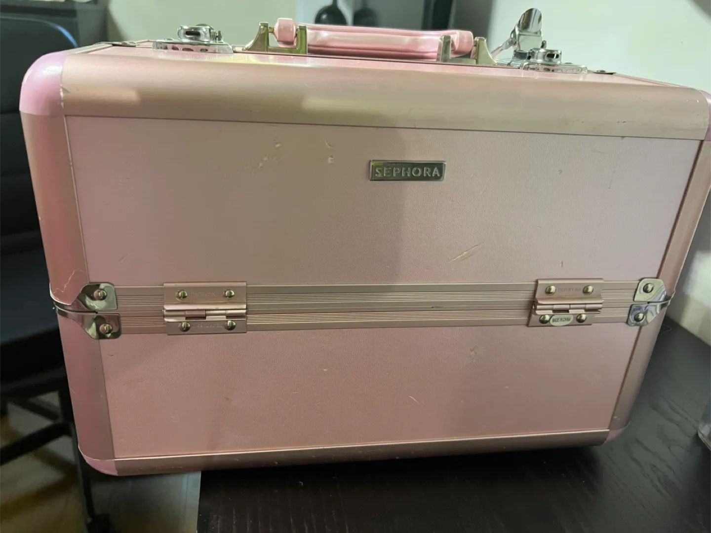 Sephora Pink Makeup Organizer Case image indicator(2)