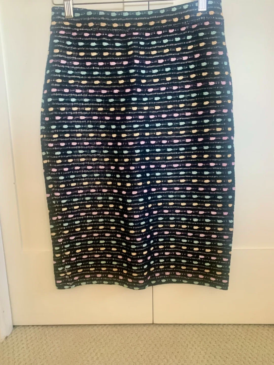 ST. JOHN COLLECTION Skirt - Size 8 image indicator(2)