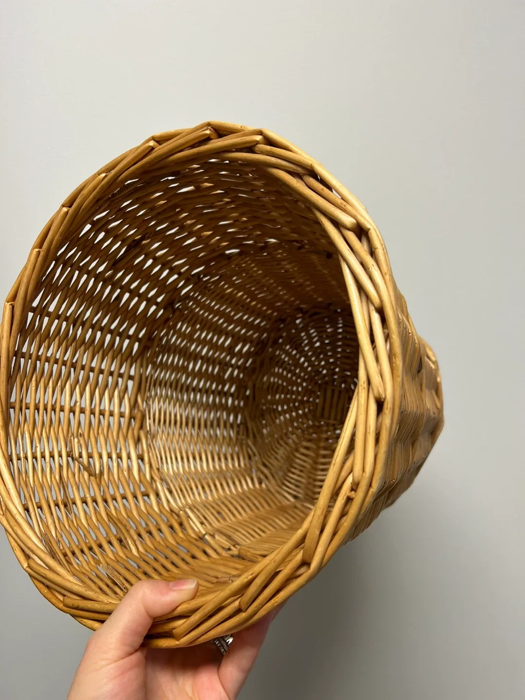 Wicker Basket image indicator(3)
