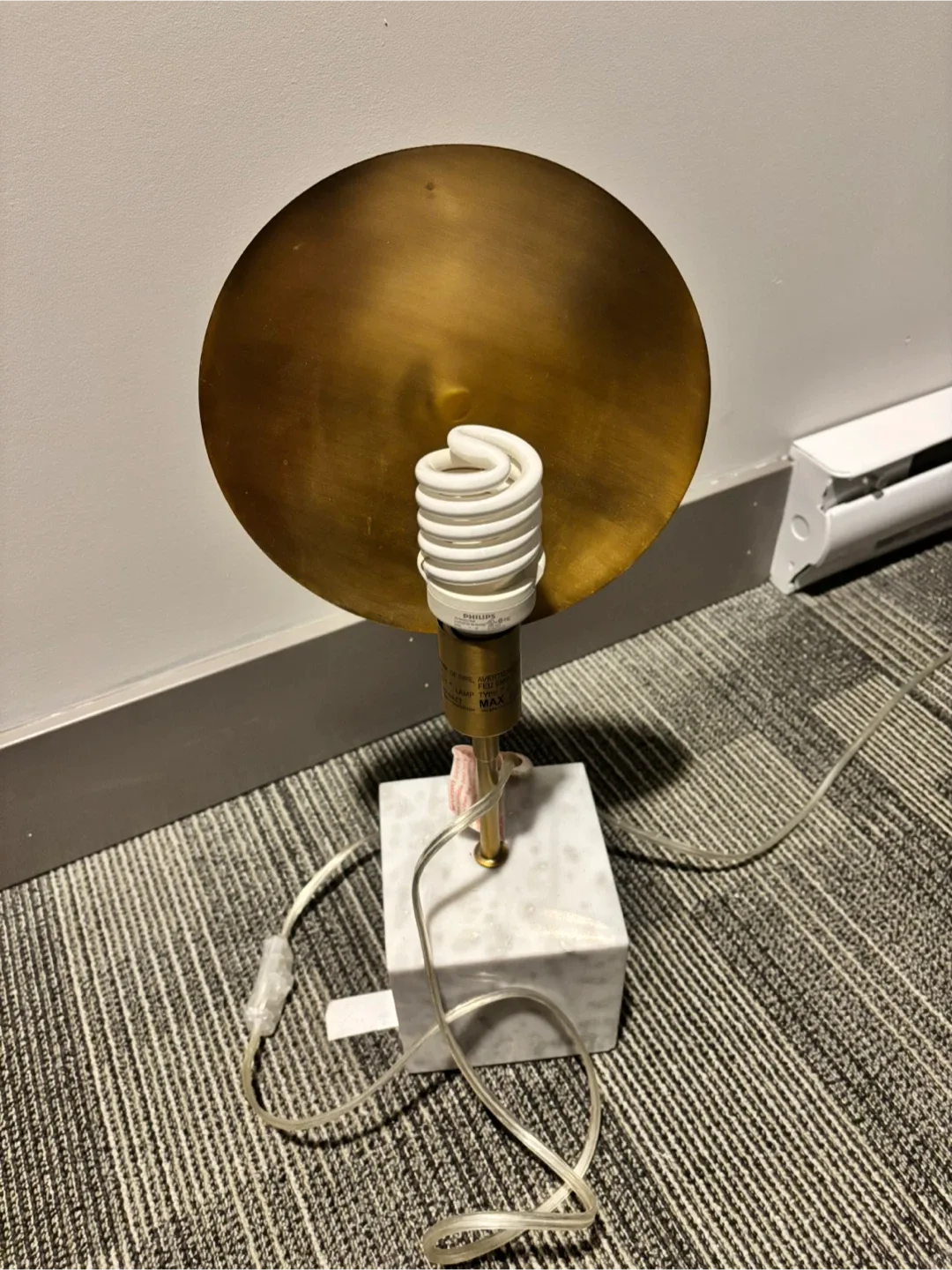 Marble Base Gold Accent Lamp image indicator(2)