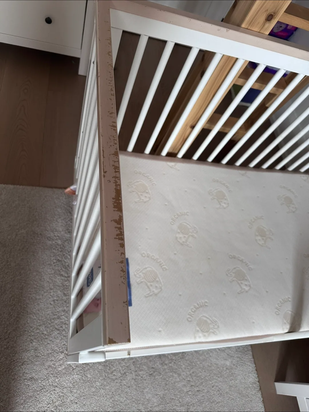 Babyletto 3-in-1 scoot White Baby Crib/ toddler bed image indicator(5)