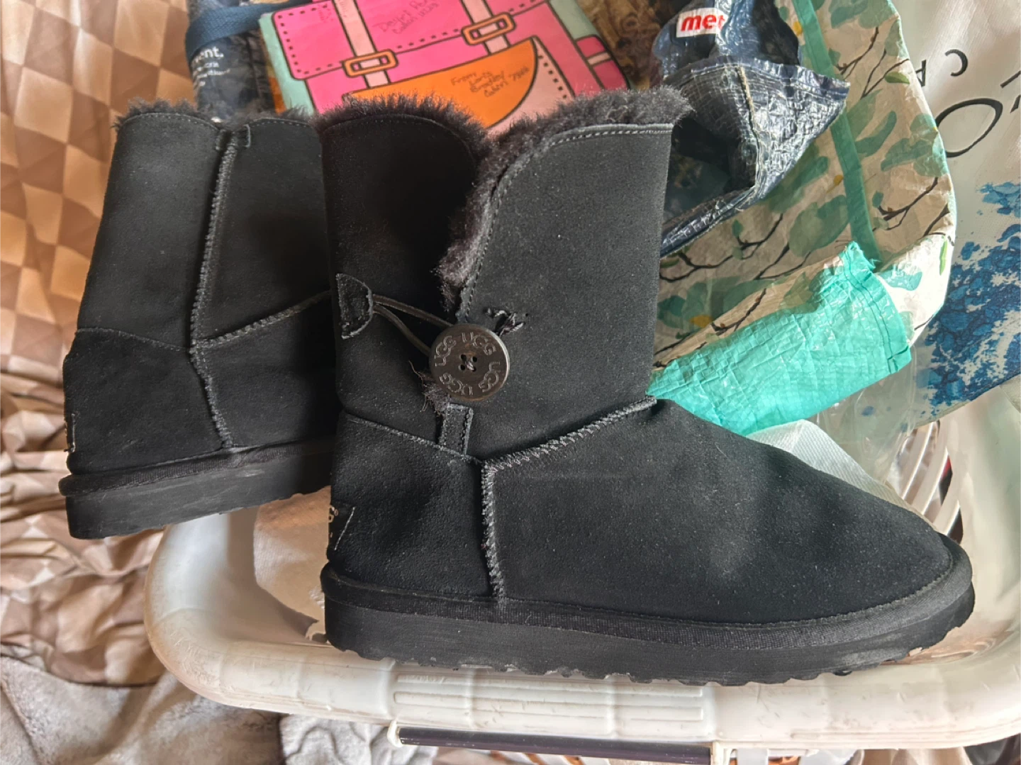 Ugg Boots - Size 8- Black