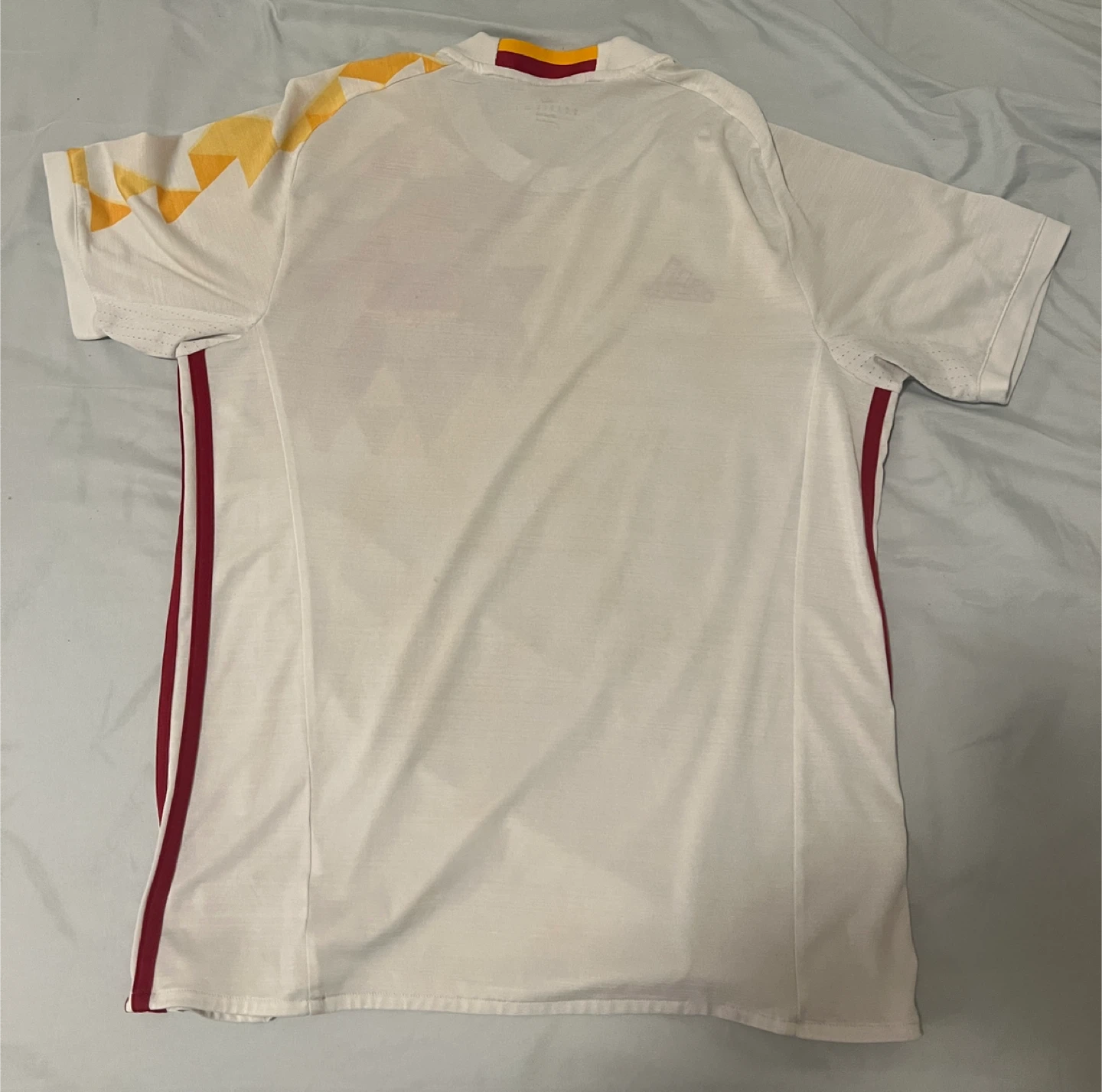 Adidas Spain 2016-17 Soccer Jersey - M Size - photo 2