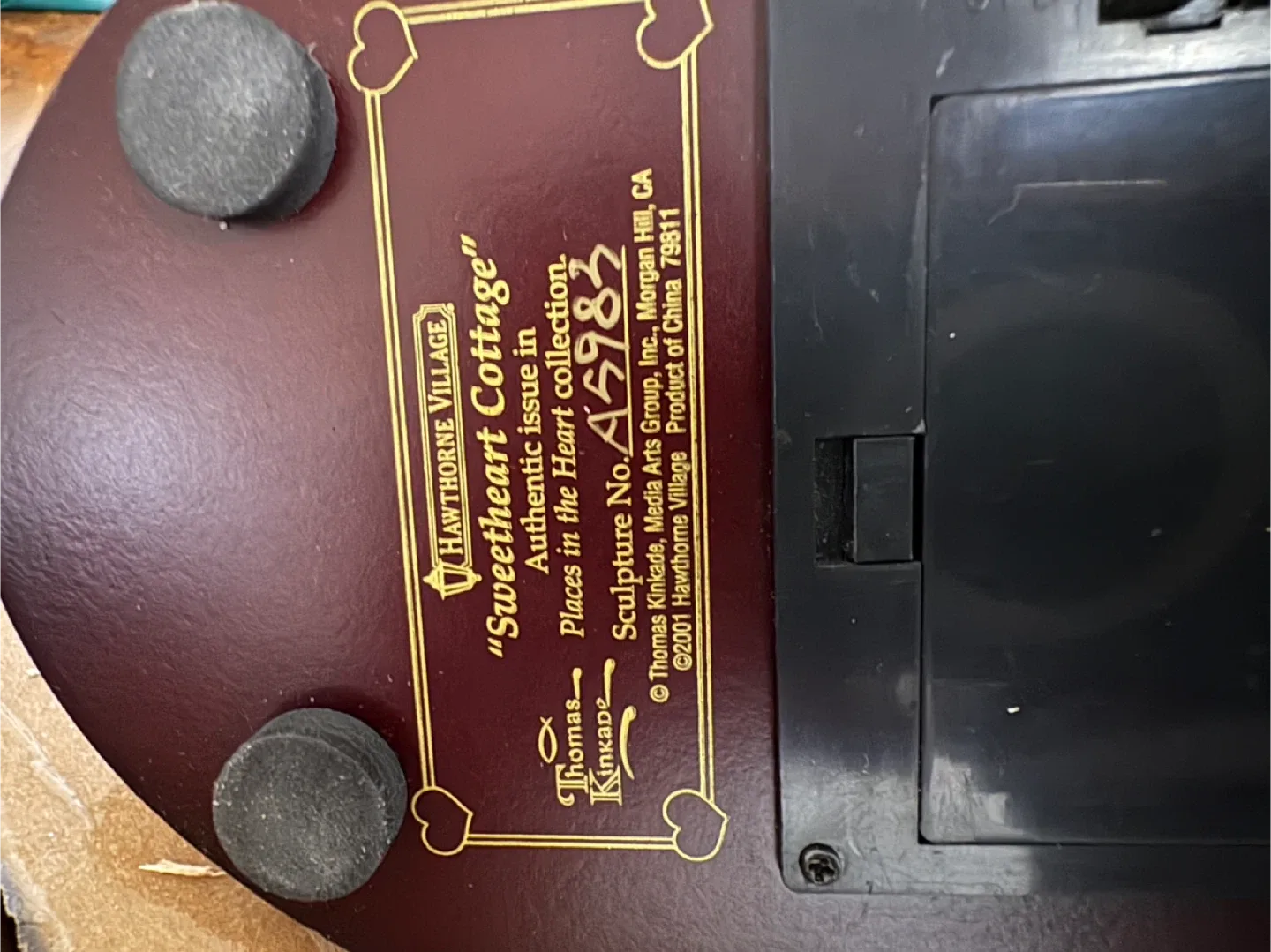 Thomas Kinkade Sweetheart Cottage Sculpture