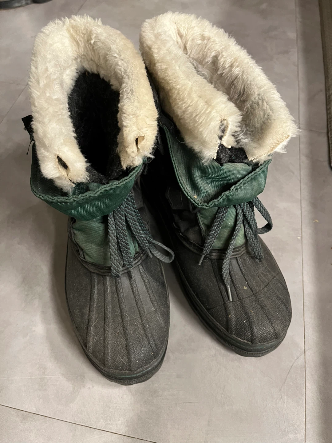 Trail Master Boots Size 6