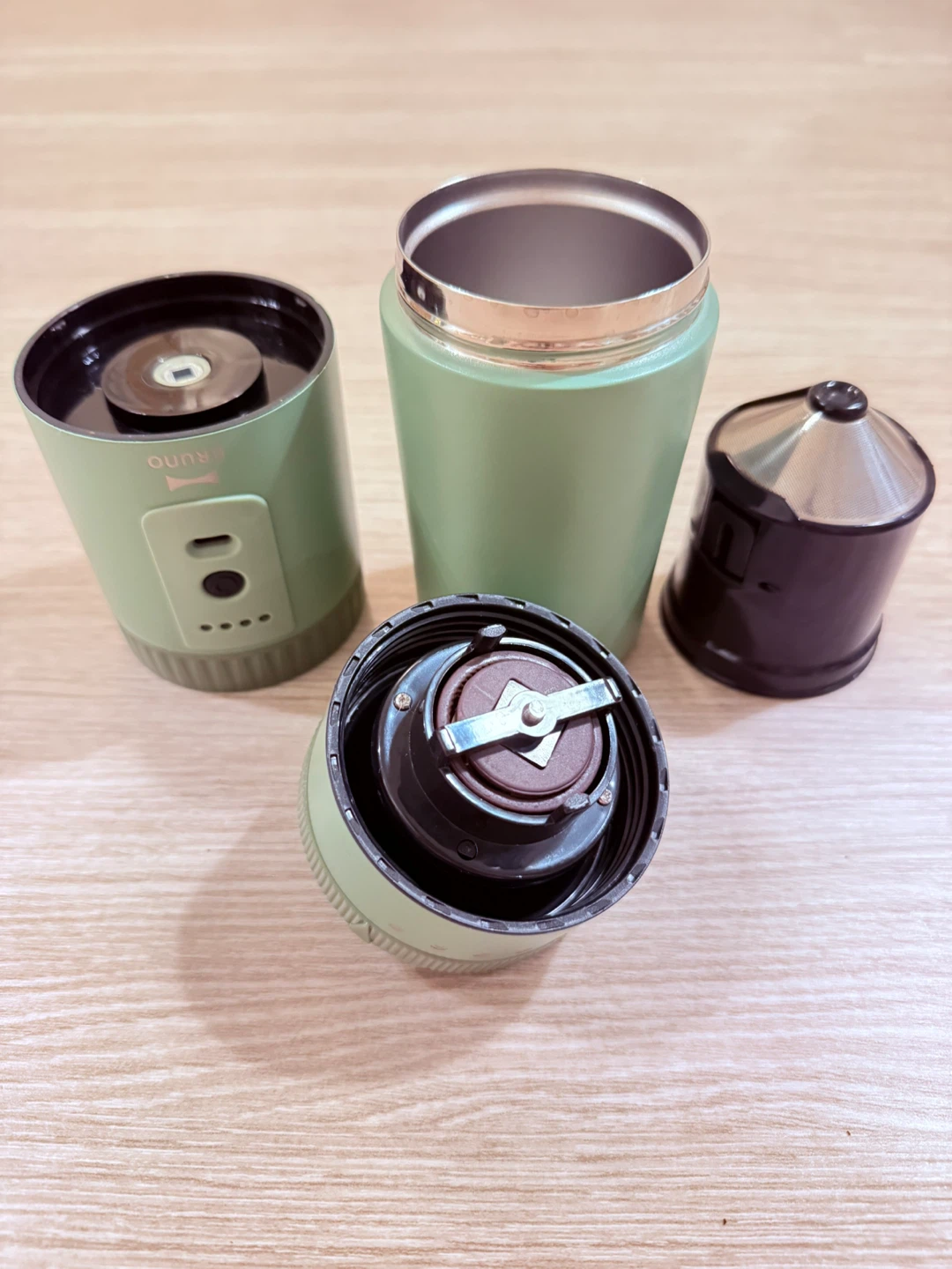 BRUNO Electric Coffee Maker with Mill - Portable - photo 3