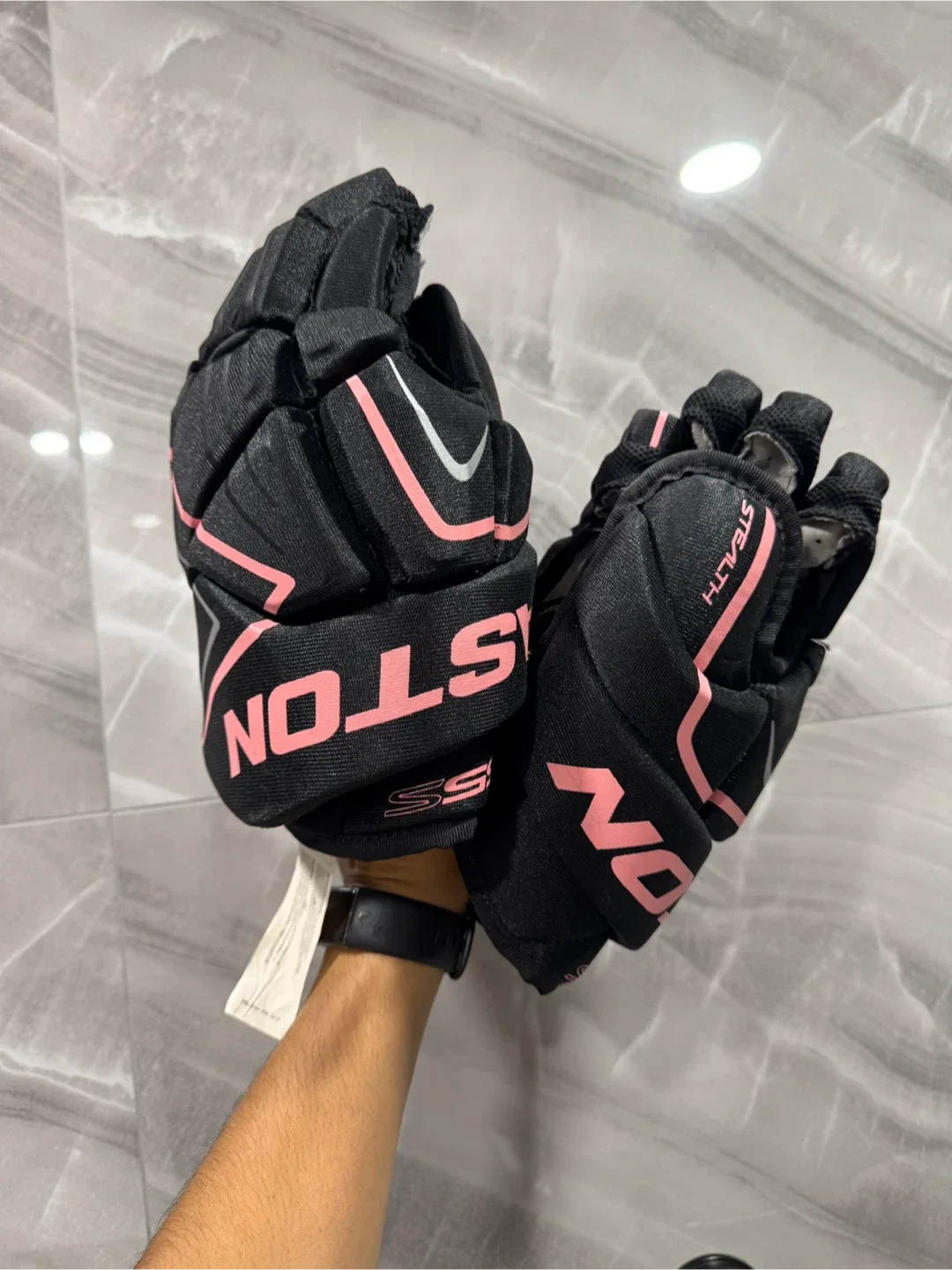 Easton Stealth Hockey Gloves - Junior L/G