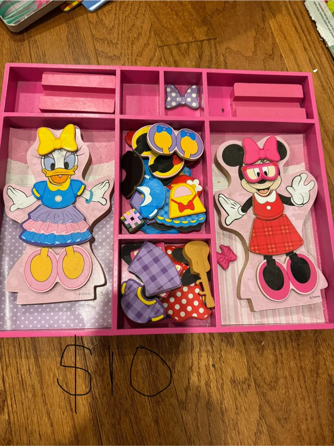 Disney Minnie & Daisy Duck Wooden Dress-Up Puzzle
