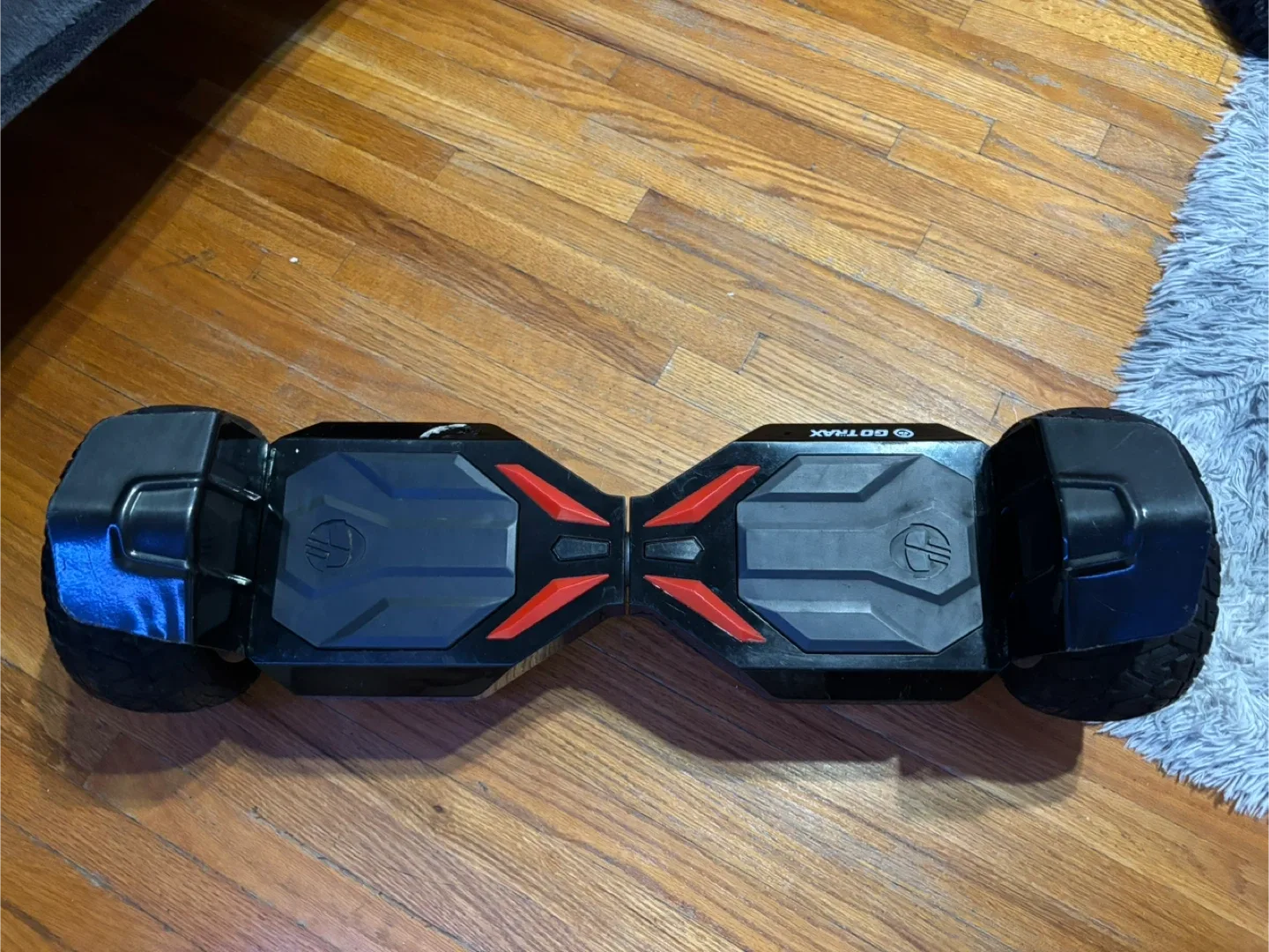 GOTRAX E4 Hoverboard - Black image indicator(3)