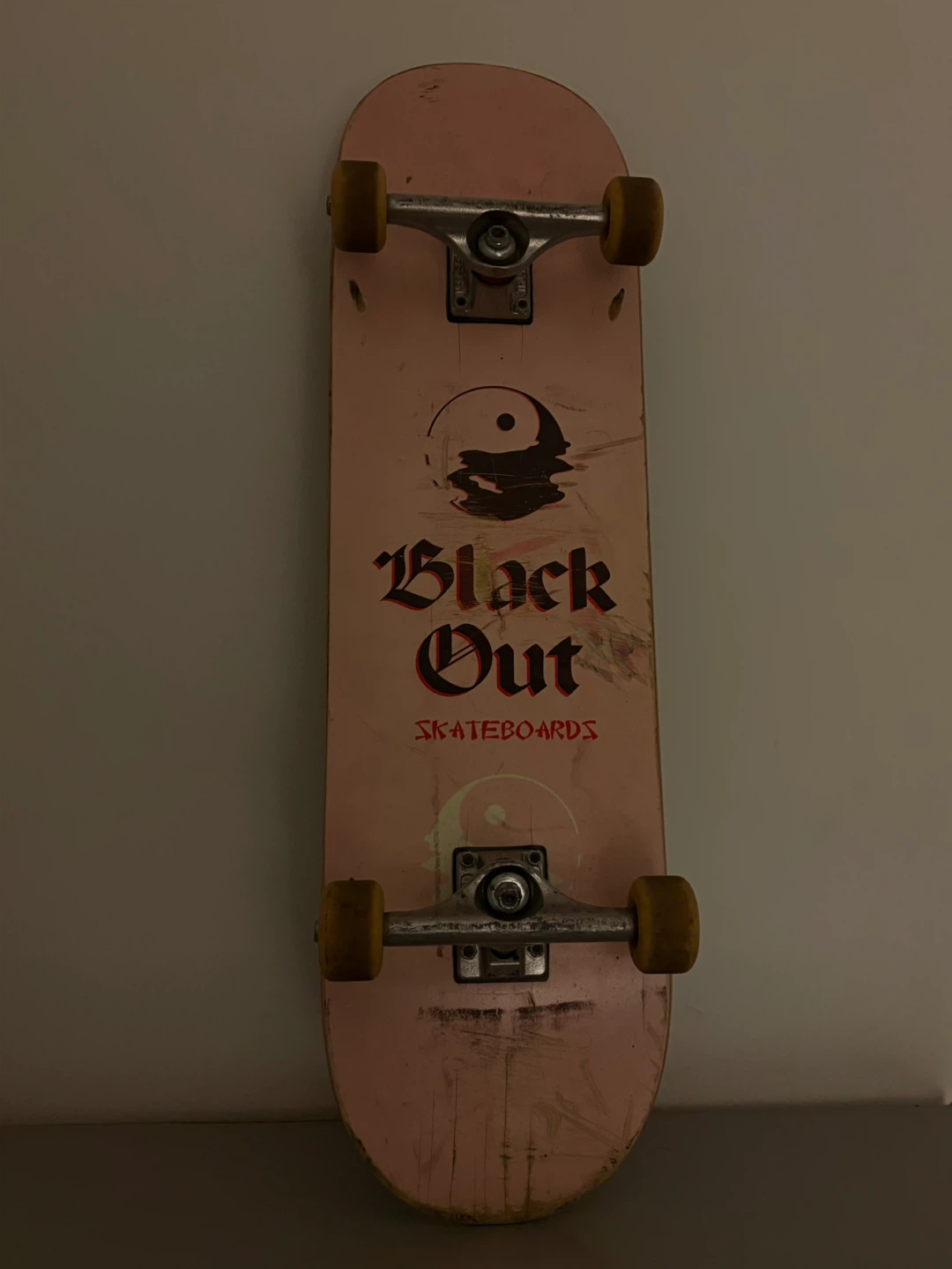 Black Out Skateboard