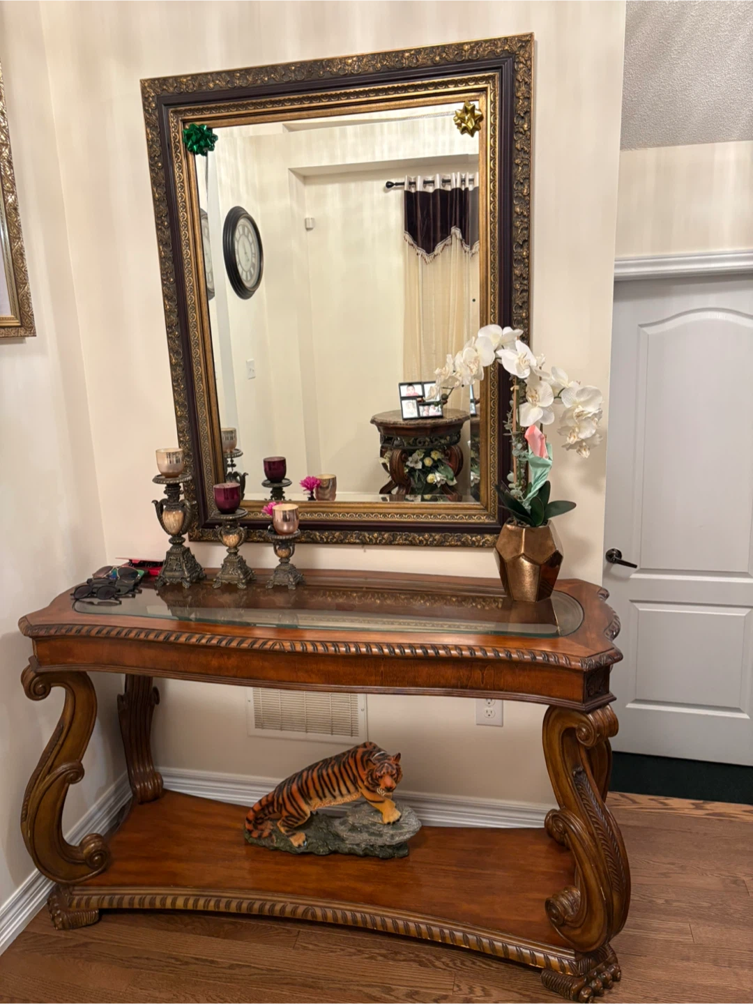 Ornate Mirror and Console Table Set - photo 5