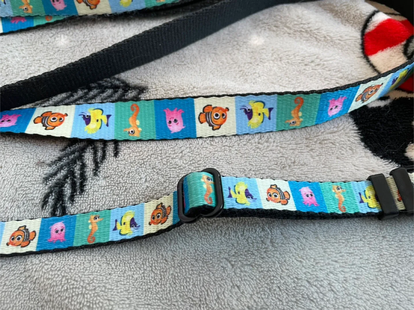 Small Dog Finding Nemo Leash & Collar Set image indicator(2)
