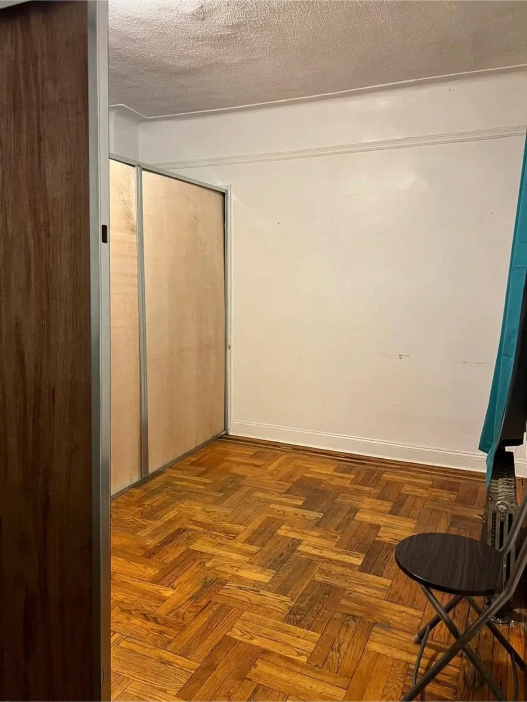 Se renta living room para pareja o mujer! image indicator(2)