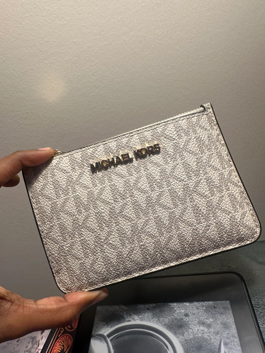 Barely used Michael Kors Card Holder (half price)