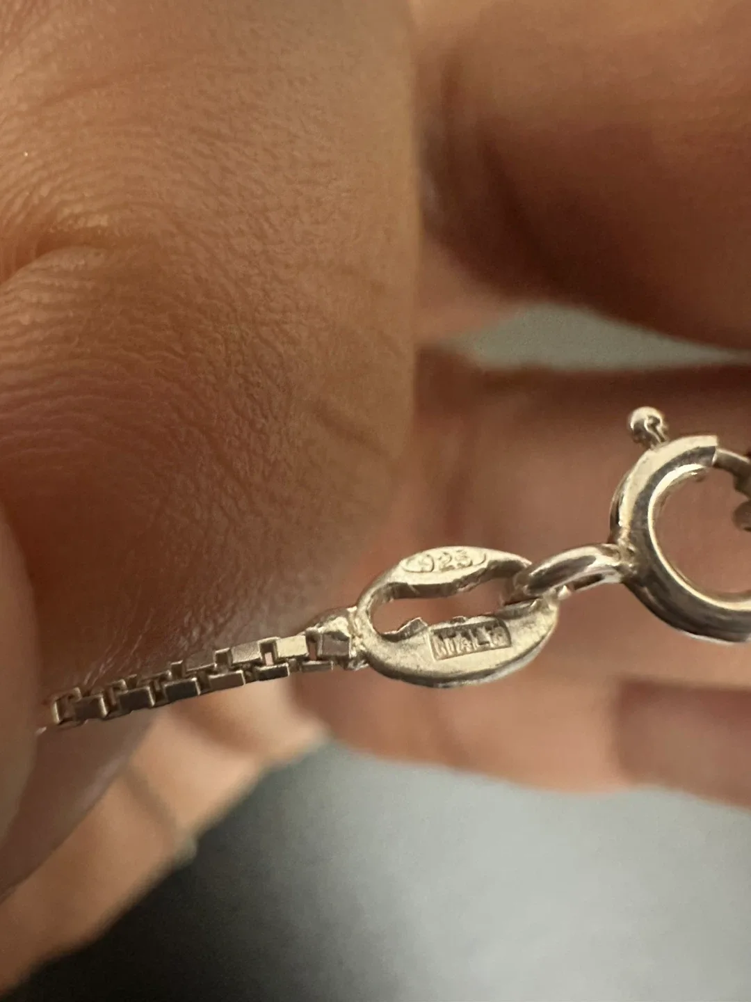 925 Sterling Silver Box Chain Necklace image indicator(6)