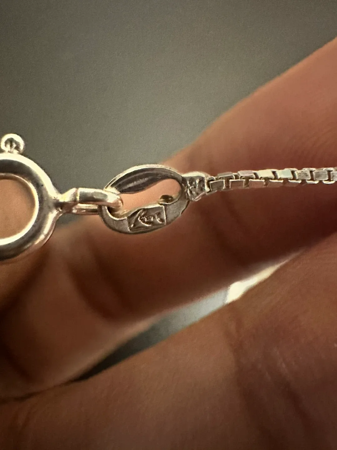 925 Sterling Silver Box Chain Necklace image indicator(7)