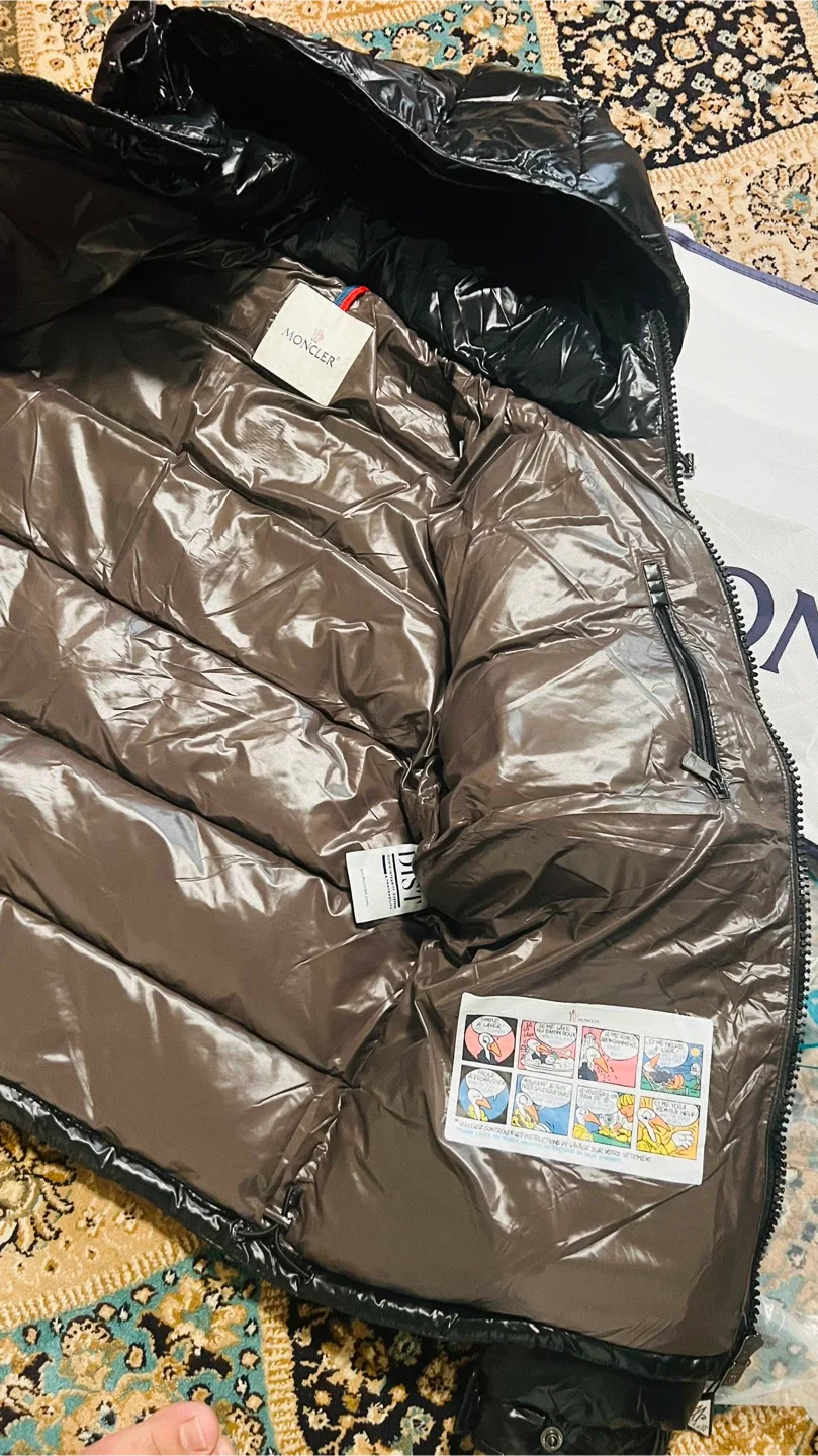 Moncler Black Jacket image indicator(5)