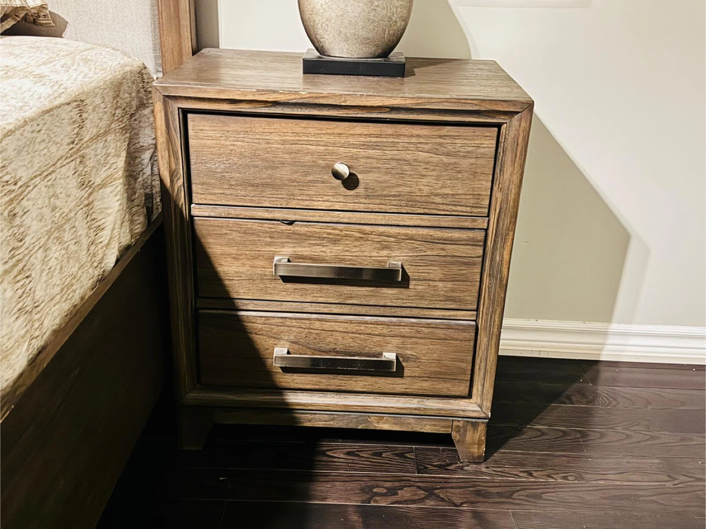 Ashley Furniture Brueban B497B2 Nightstand - photo 4