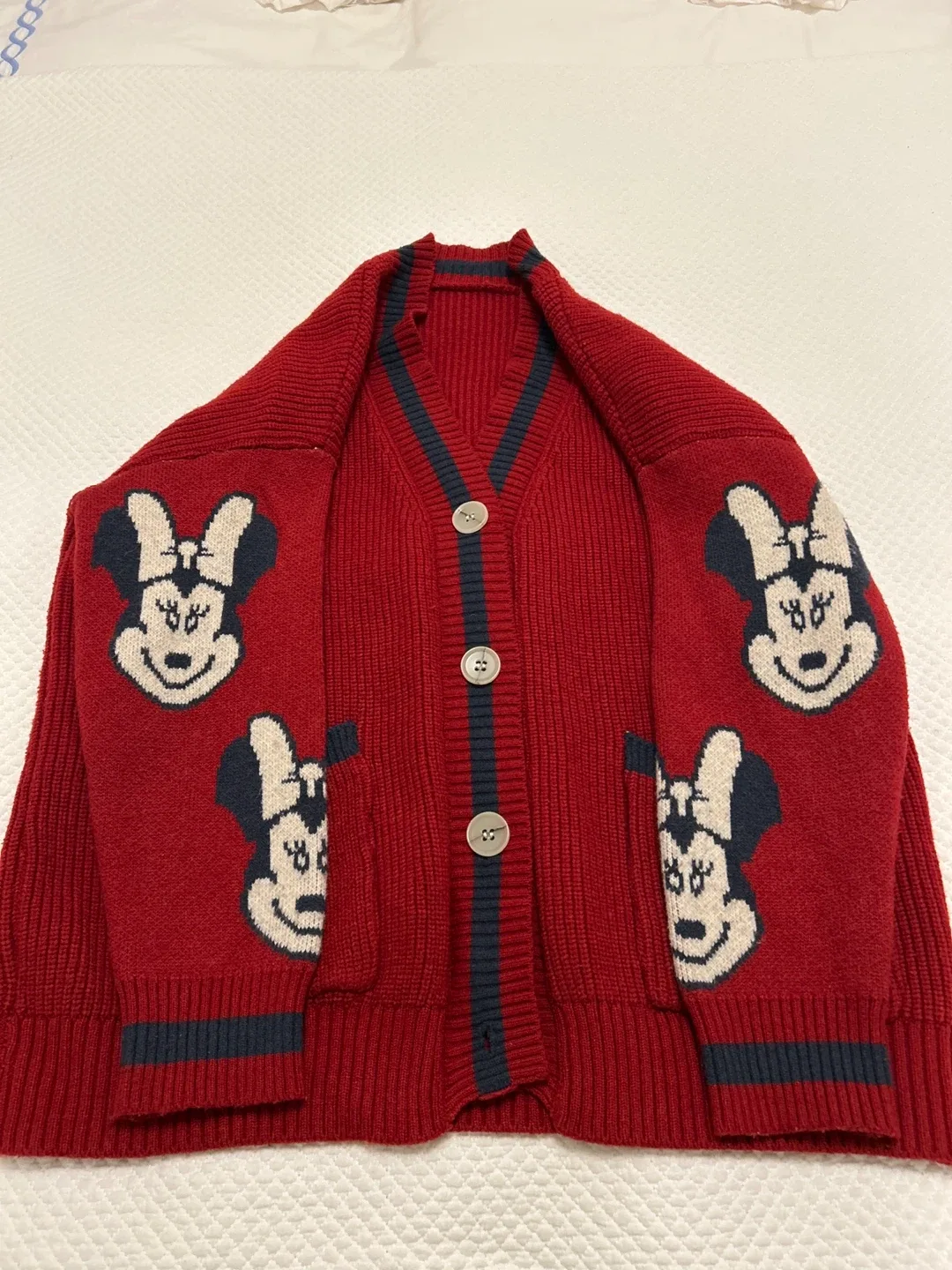 Minnie Mouse burgundy Knit Cardigan image indicator(2)
