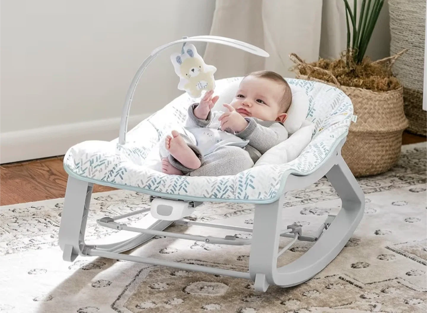 Ingenuity Keep Cozy 3-in-1 Grow With Me Bouncer - NEW image indicator(2)