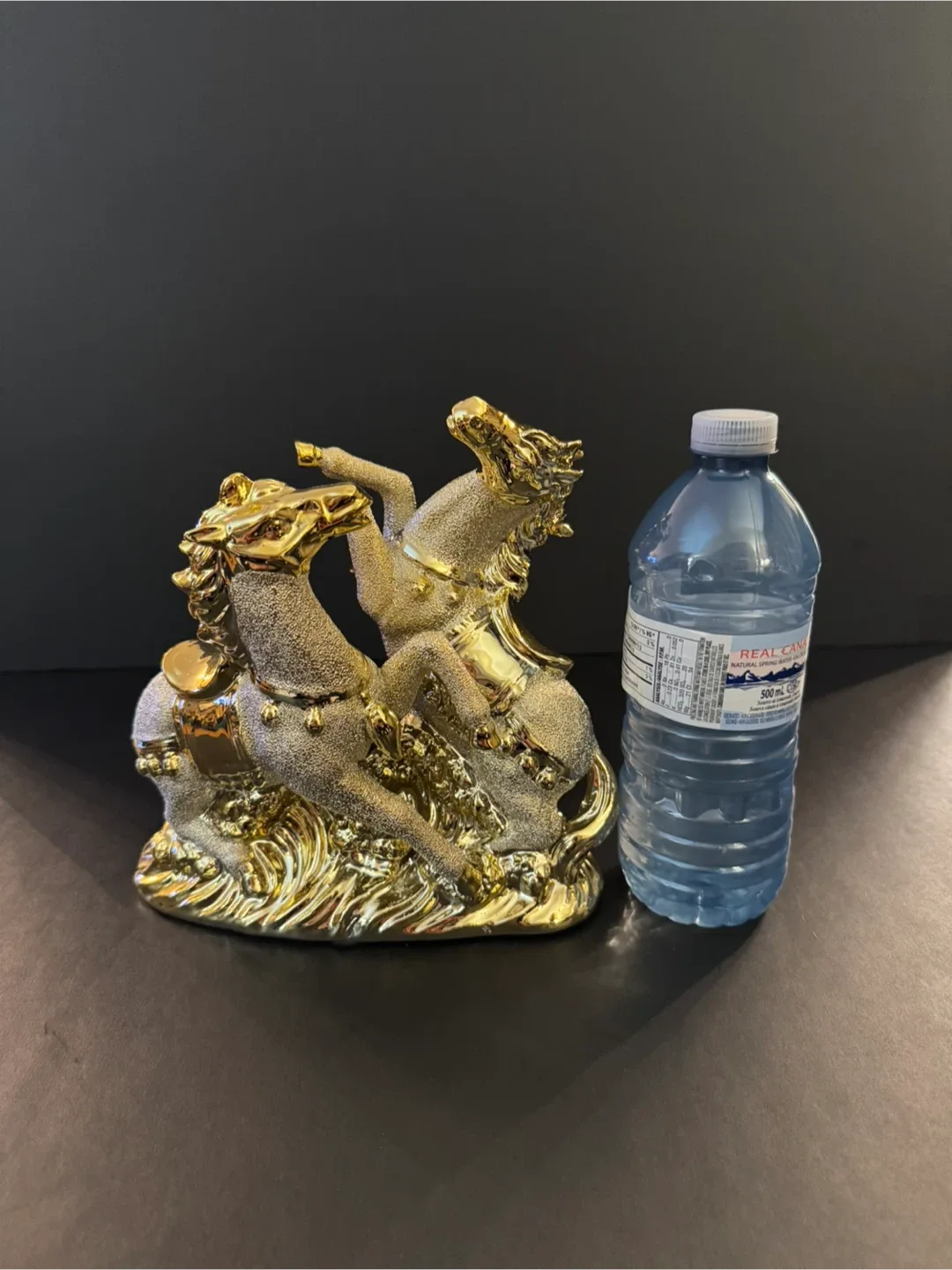 Gold Horse Figurine image indicator(4)