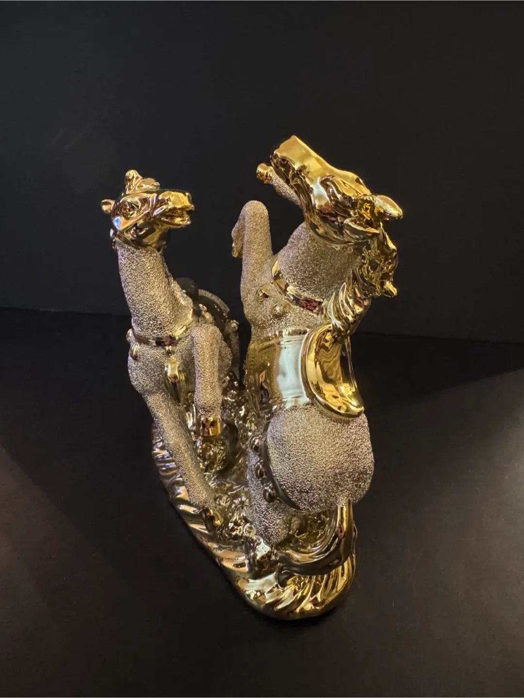 Gold Horse Figurine image indicator(3)