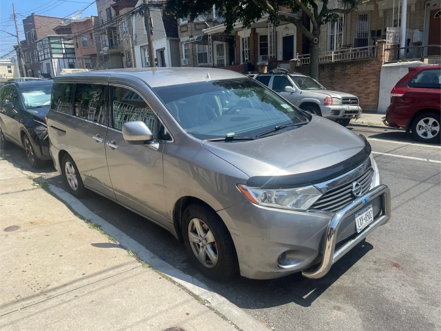 Nissan Quest Minivan image indicator(5)