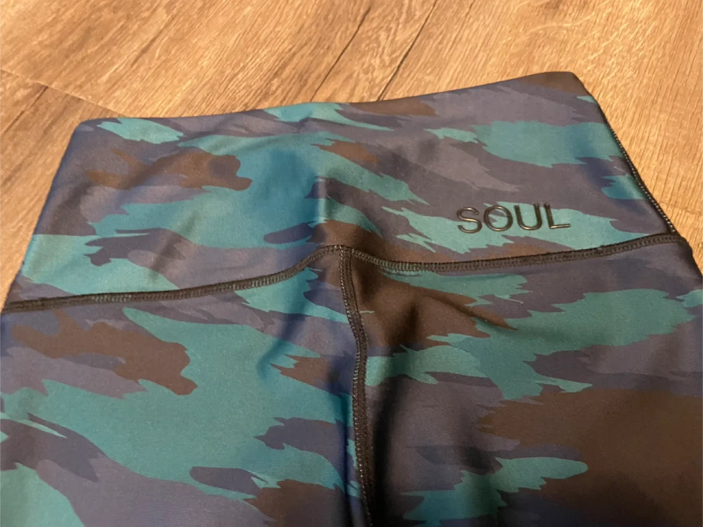 Soul Society Camo Leggings - Size Small image indicator(2)