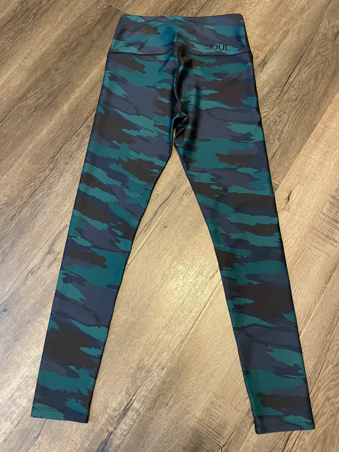 Soul Society Camo Leggings - Size Small image indicator(4)