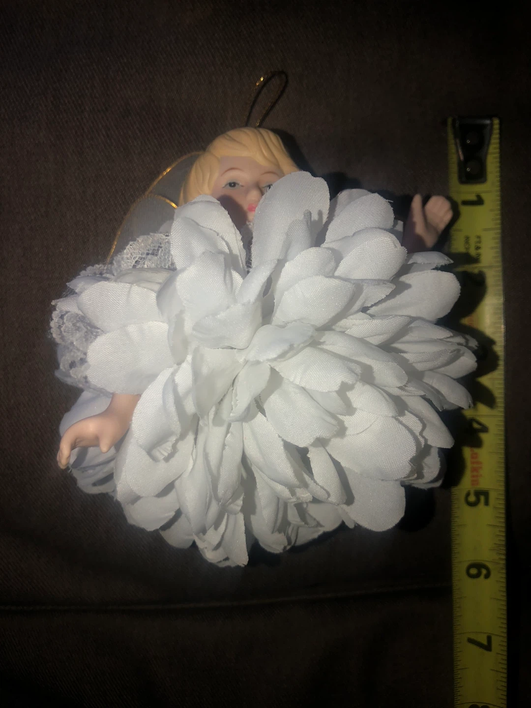 Angel Ornament with White Flower Dress - photo 2